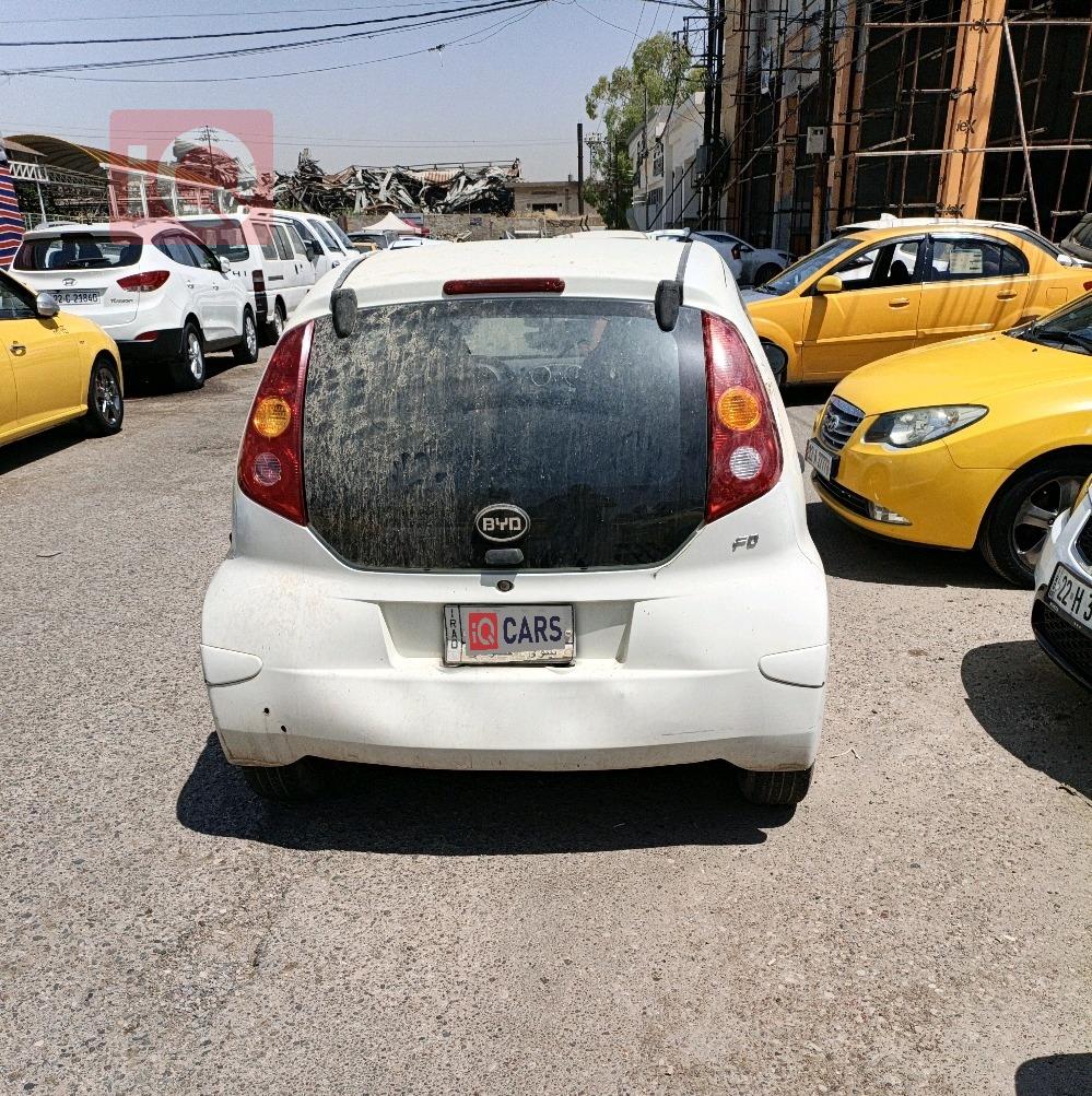 BYD F0